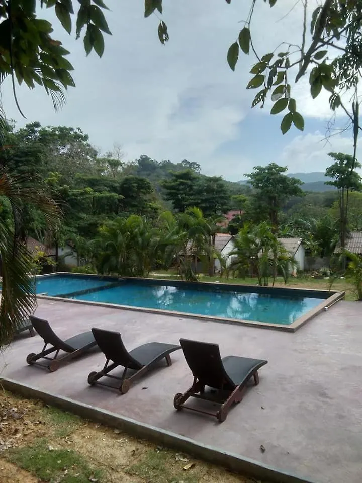 The Valley Ko Lanta 3*,